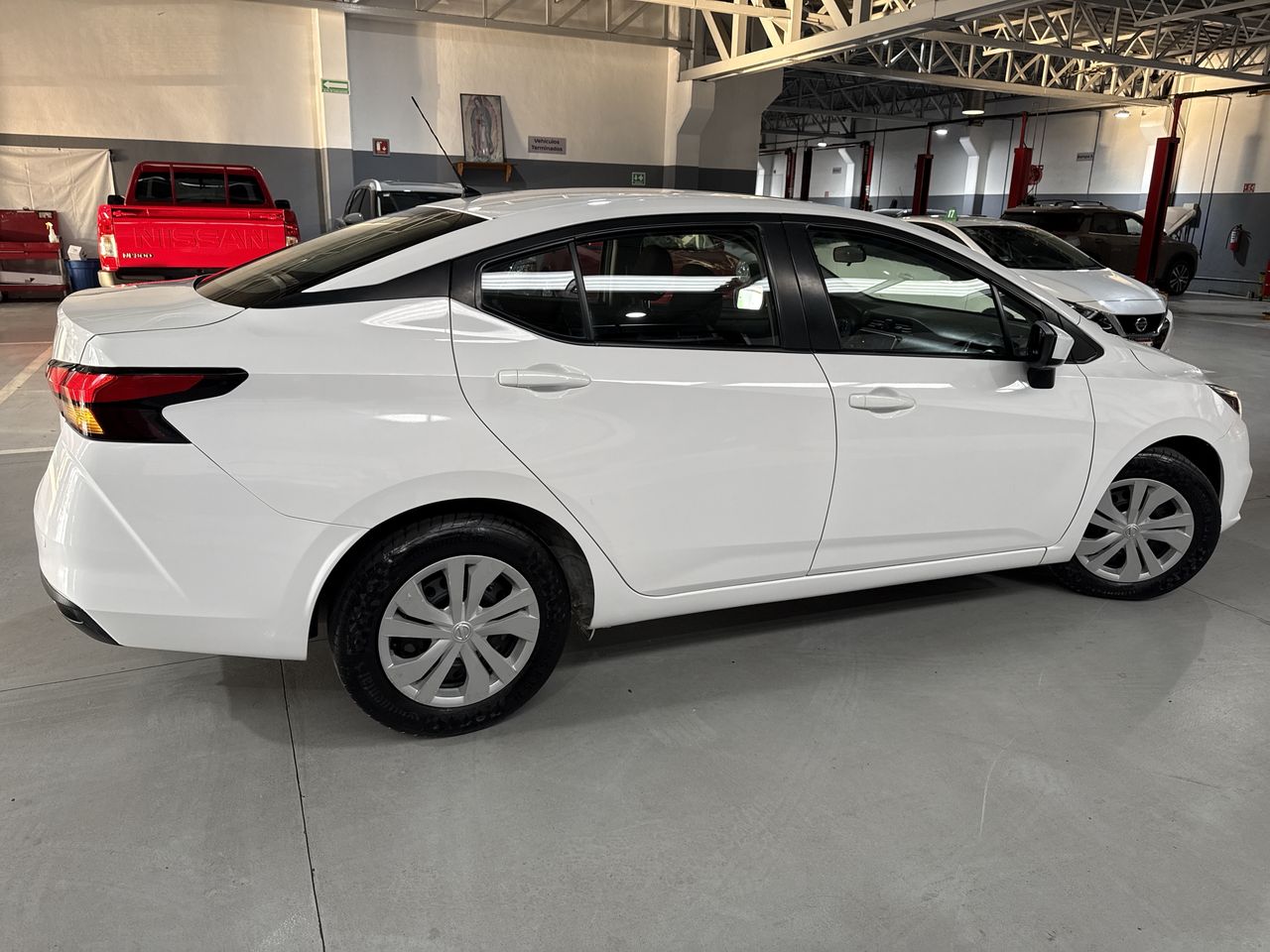 2021 Nissan VERSA SENSE CVT 21