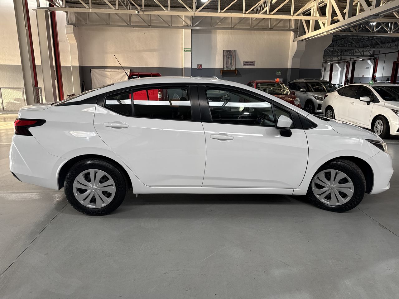 2021 Nissan VERSA SENSE CVT 21