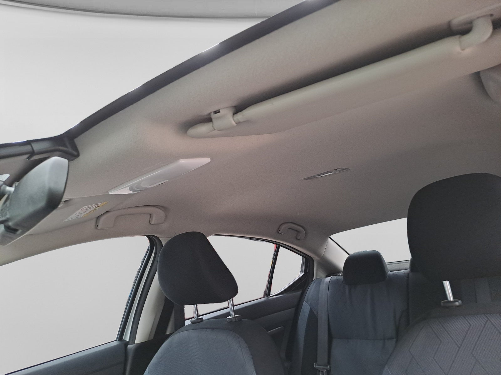 2025 Nissan VERSA ADVANCE MT 25