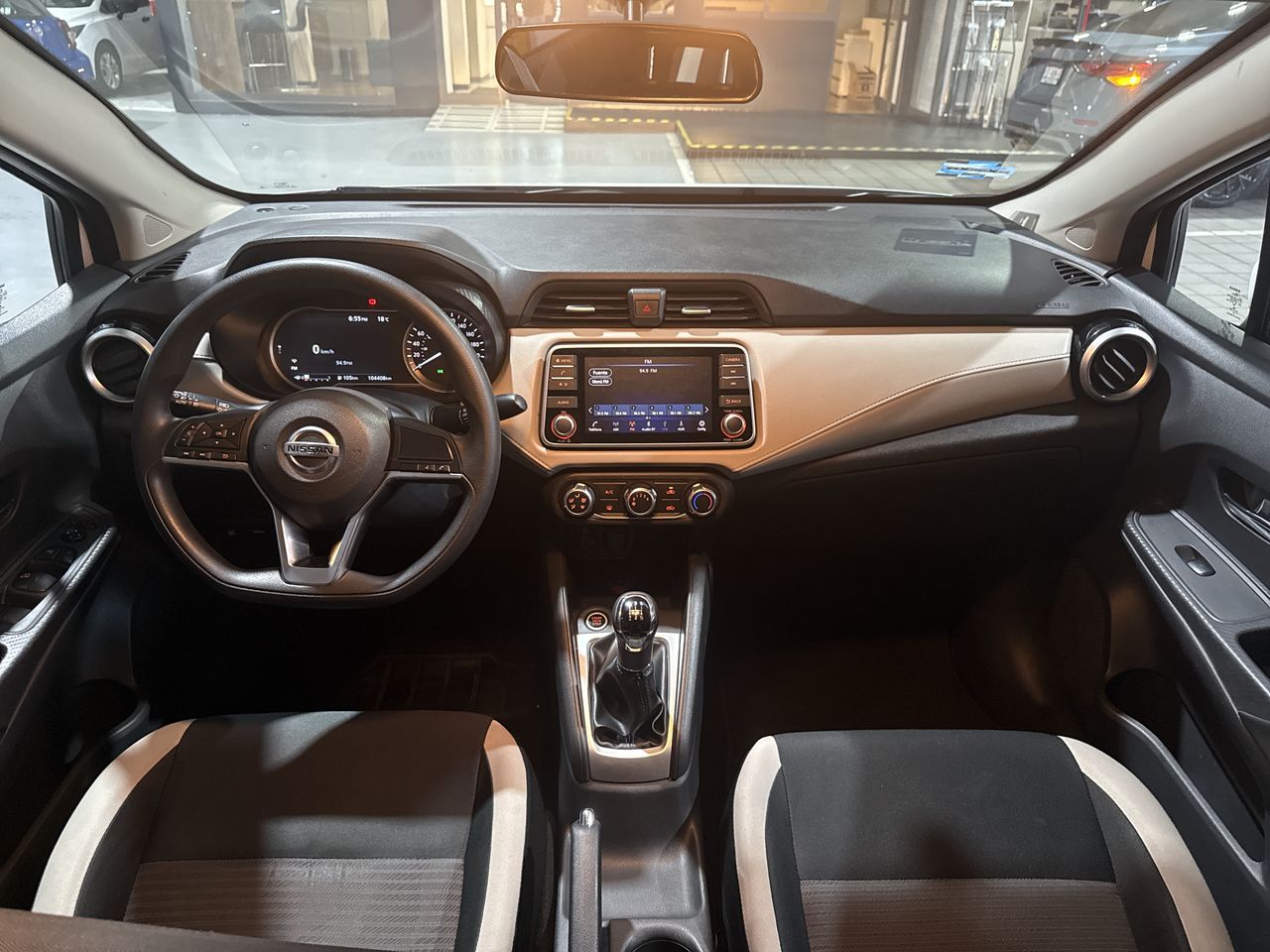 2020 Nissan VERSA ADVANCE MT