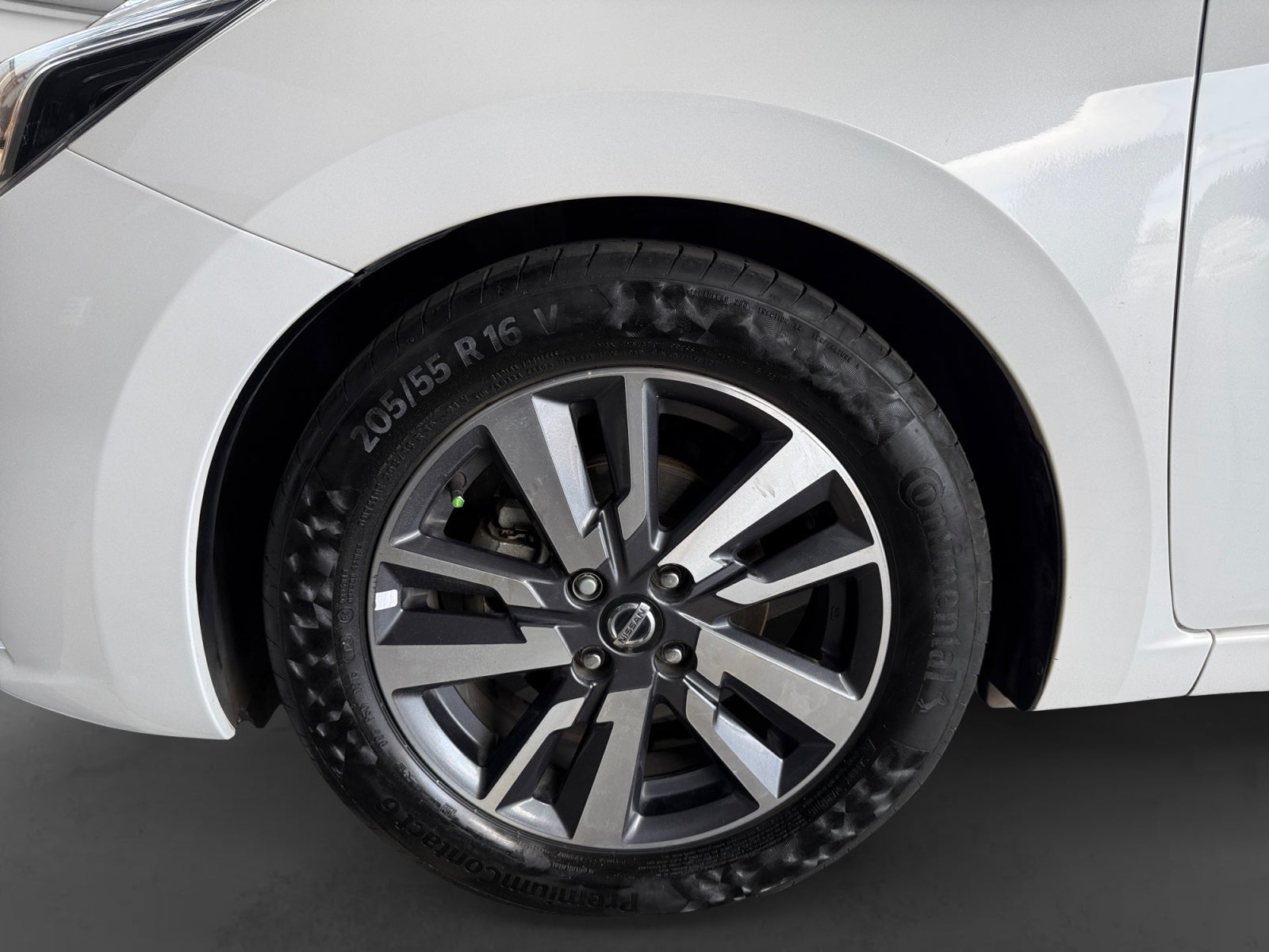 2020 Nissan VERSA ADVANCE CVT