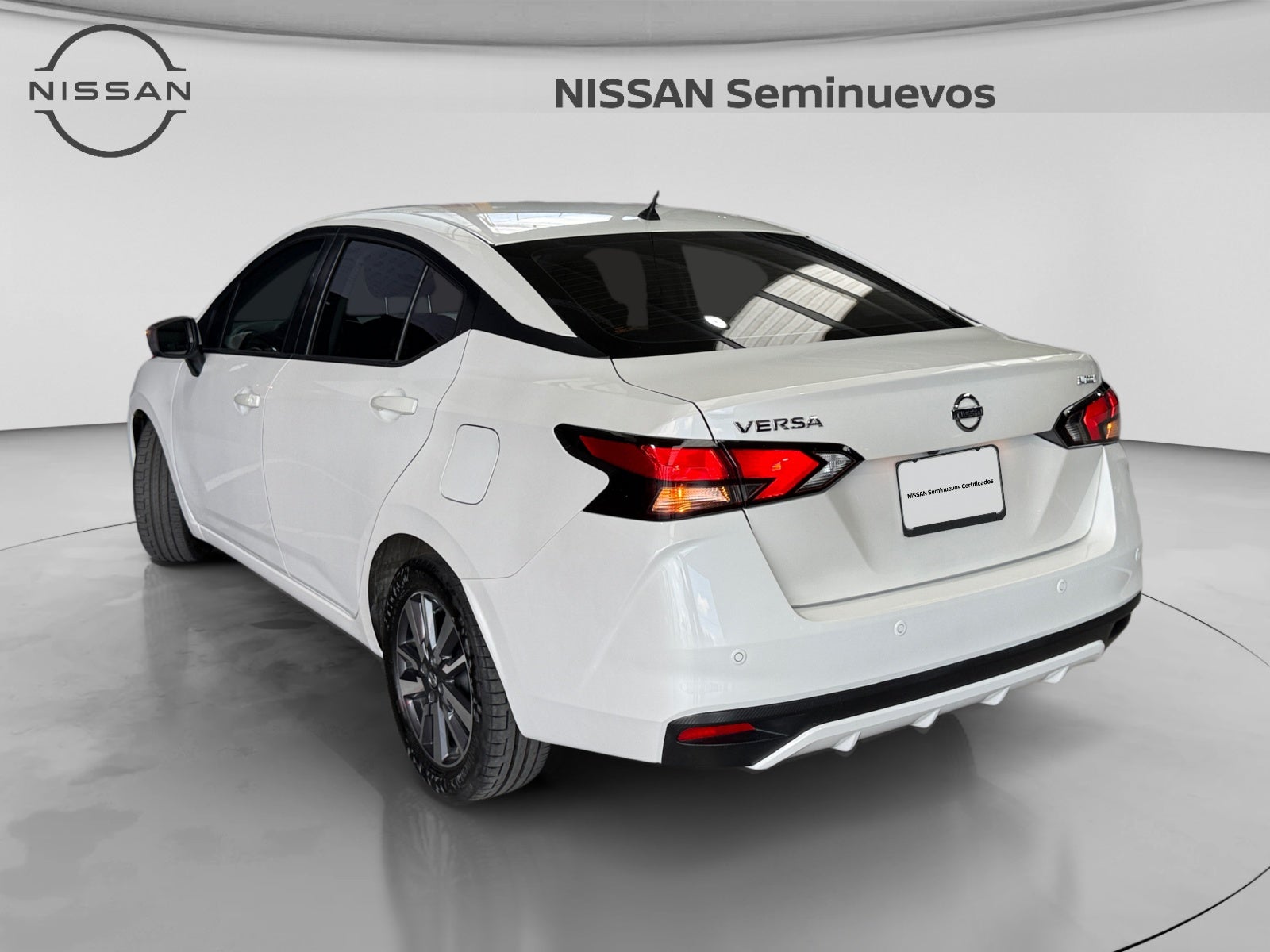 2020 Nissan VERSA ADVANCE CVT