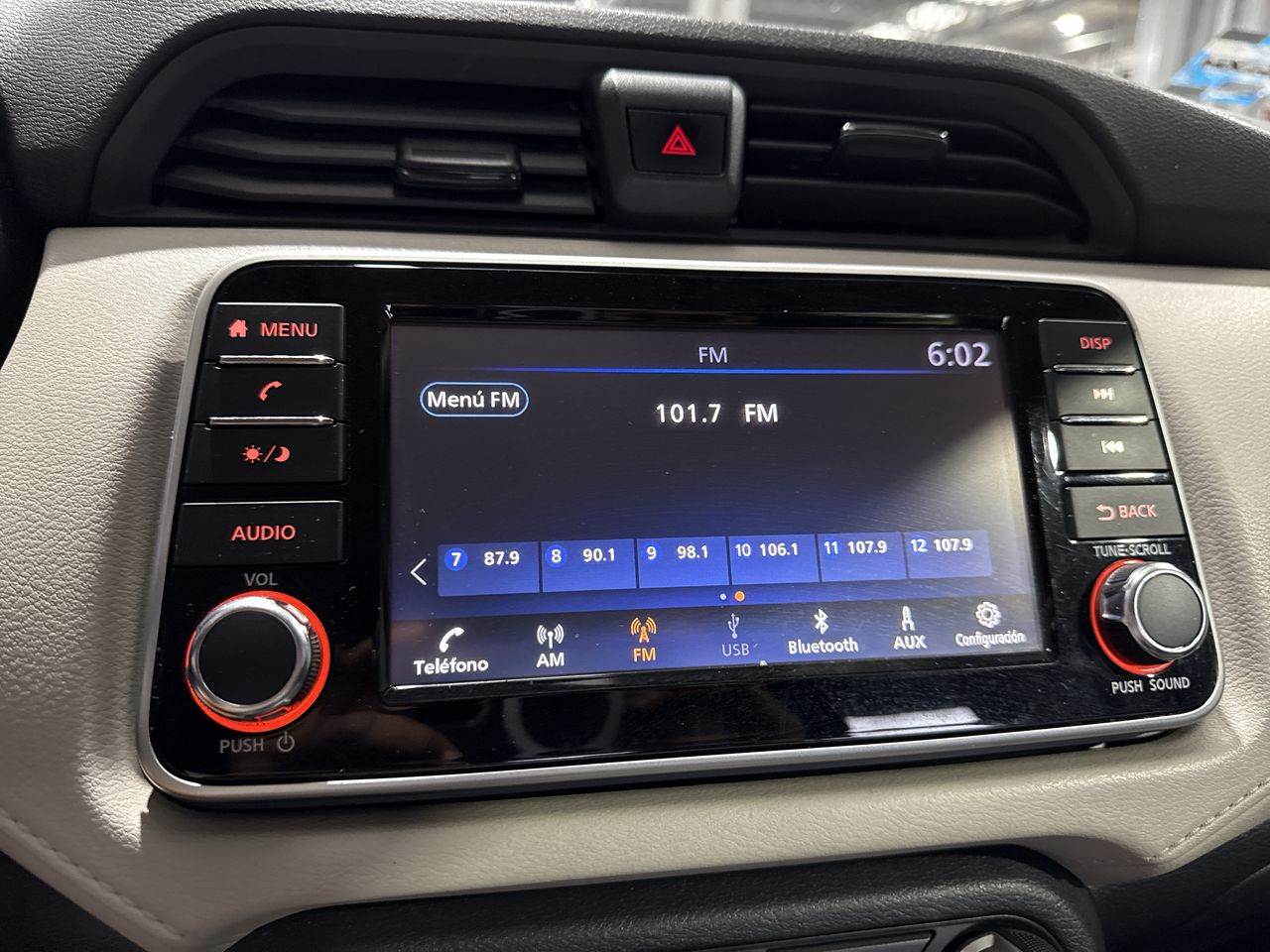 2021 Nissan VERSA ADVANCE CVT 21