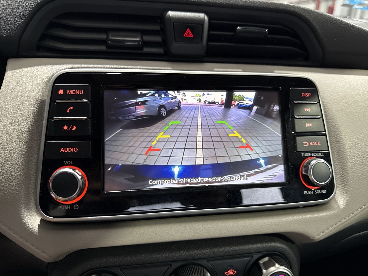 2021 Nissan VERSA ADVANCE CVT 21