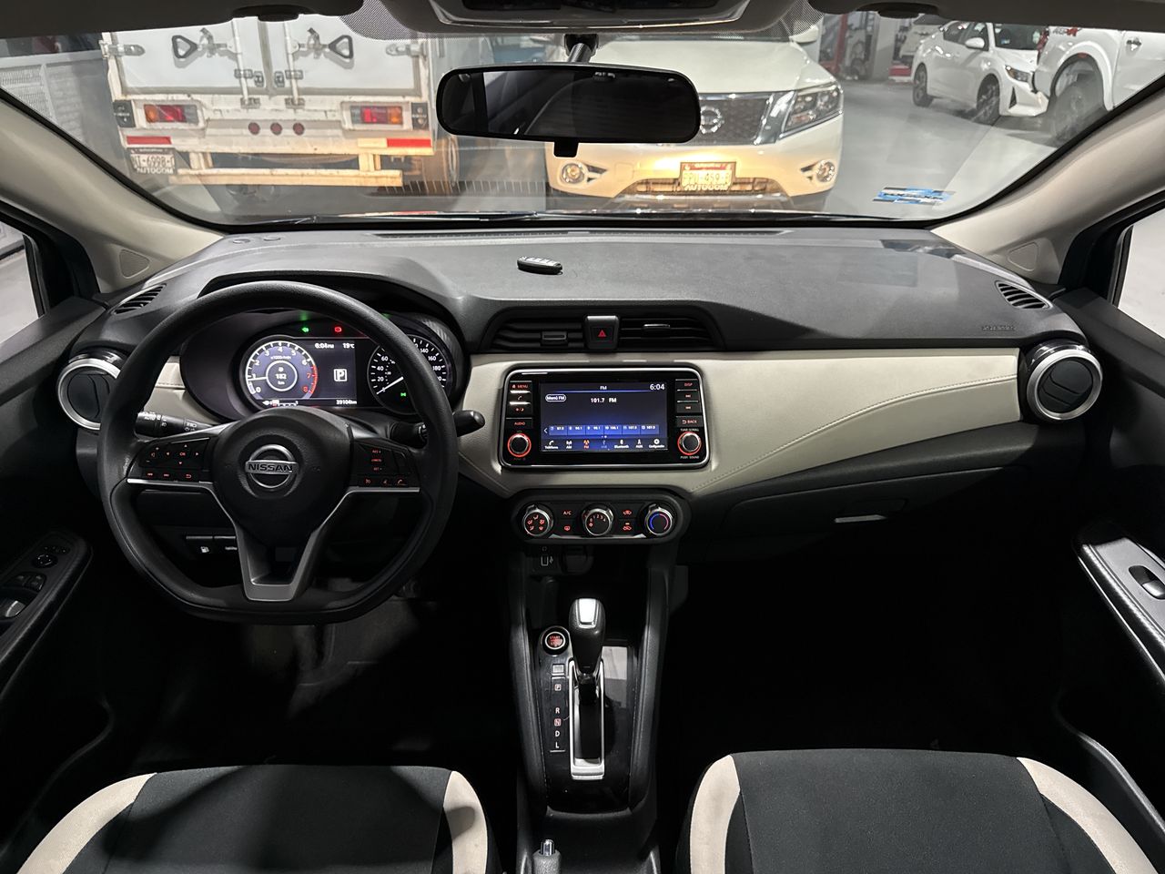 2021 Nissan VERSA ADVANCE CVT 21
