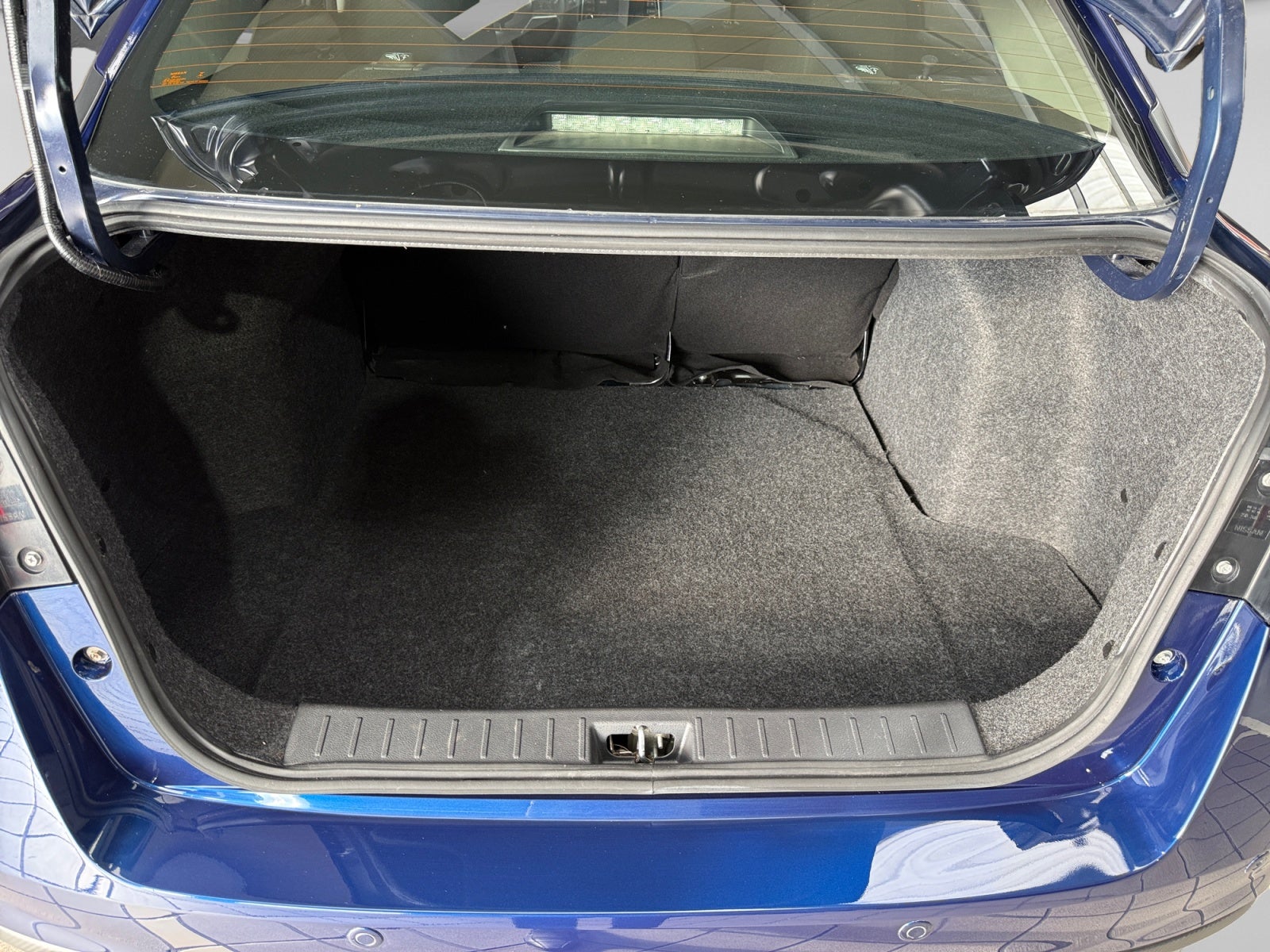 2024 Nissan VERSA ADVANCE MT 24
