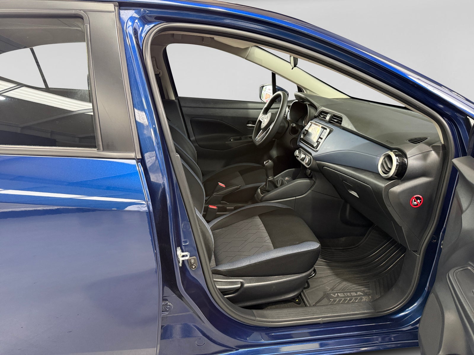 2024 Nissan VERSA ADVANCE MT 24
