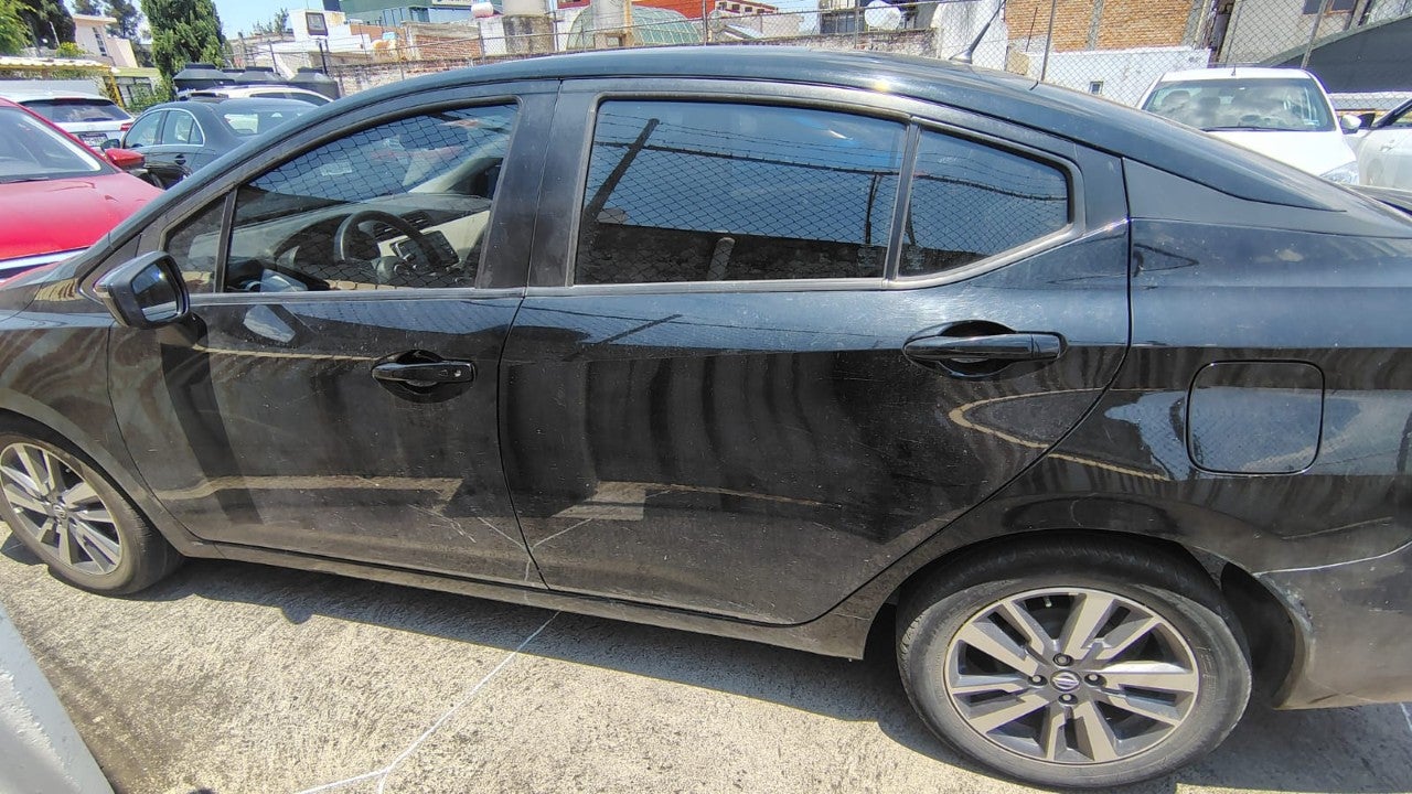 2020 Nissan VERSA ADVANCE CVT