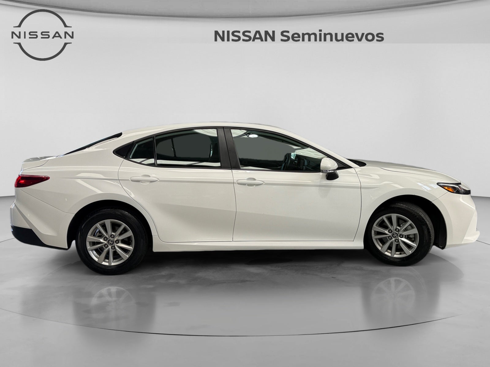 2025 Toyota CAMRY LE HEV