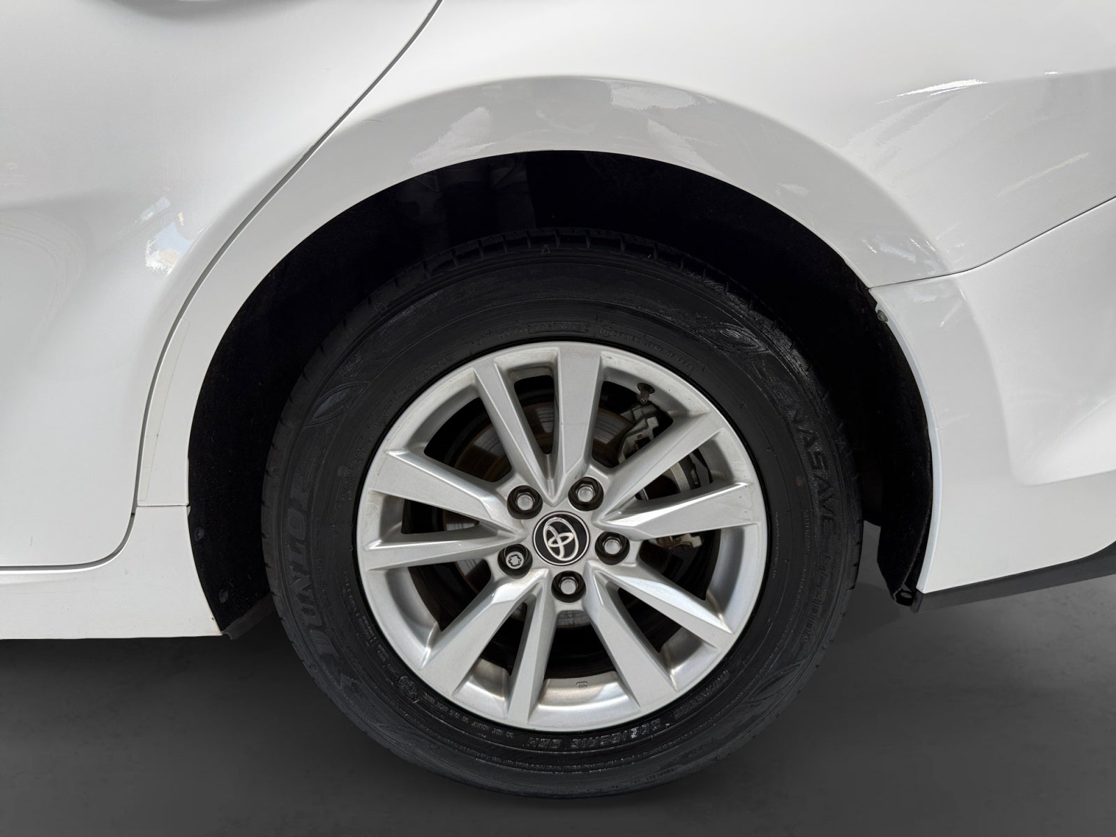 2025 Toyota CAMRY LE HEV