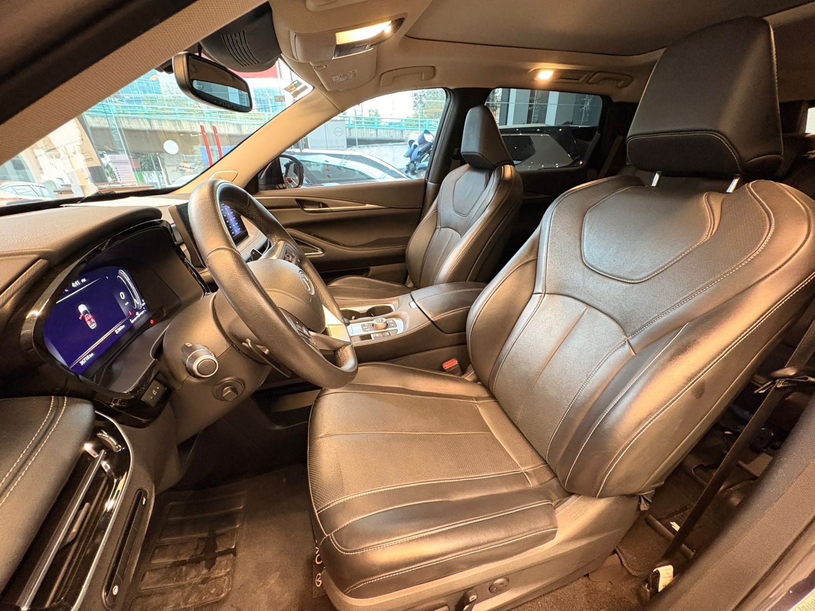 2022 INFINITI QX60 3.5L LUXE AWD 22