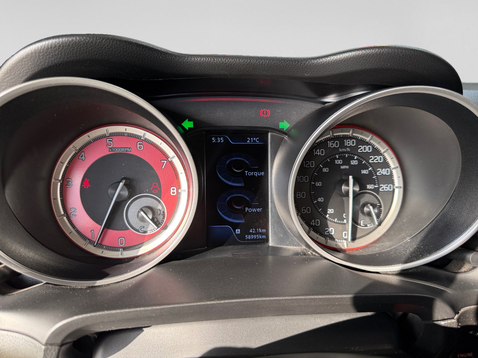 2025 SUZUKI SWIFT BOOSTERGREEN GLX MANUAL