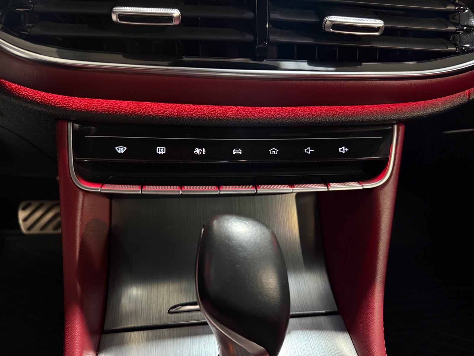 2024 MG MG HS HS SUV LUX TROPHY 1.5T DCT