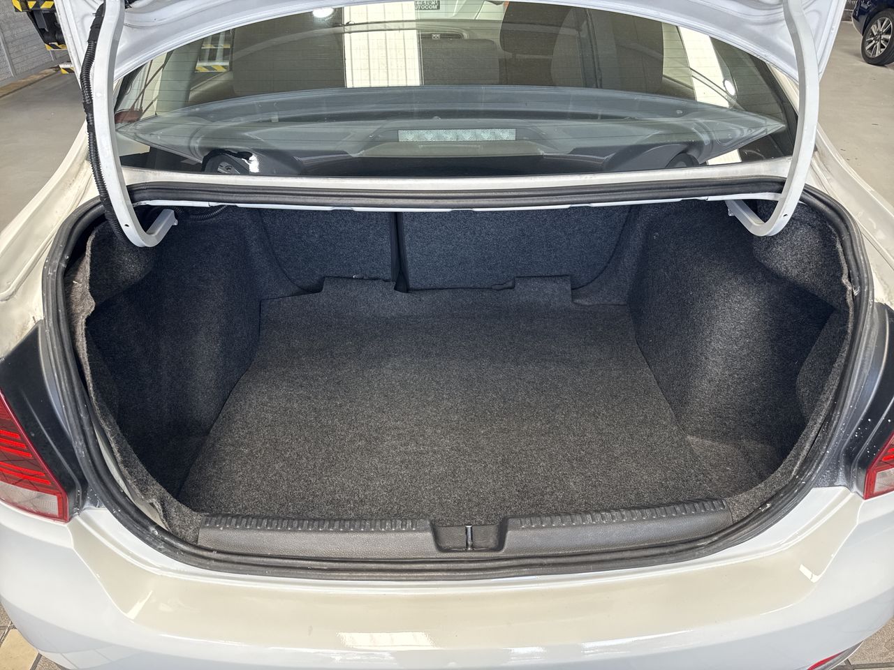 2019 Volkswagen VENTO STARTLINE STD.