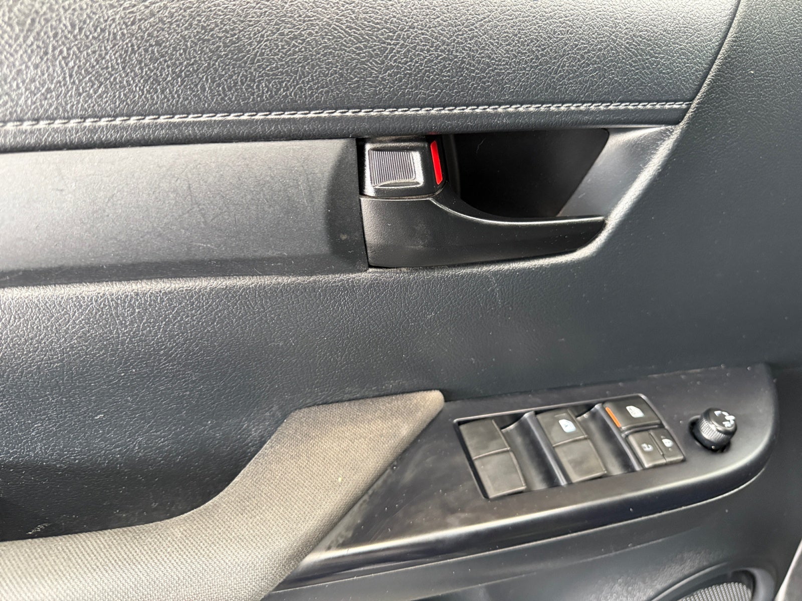 2019 Toyota HILUX 4X2 DOBLE CABINA SR