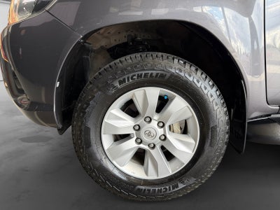 2019 Toyota HILUX 4X2 DOBLE CABINA SR