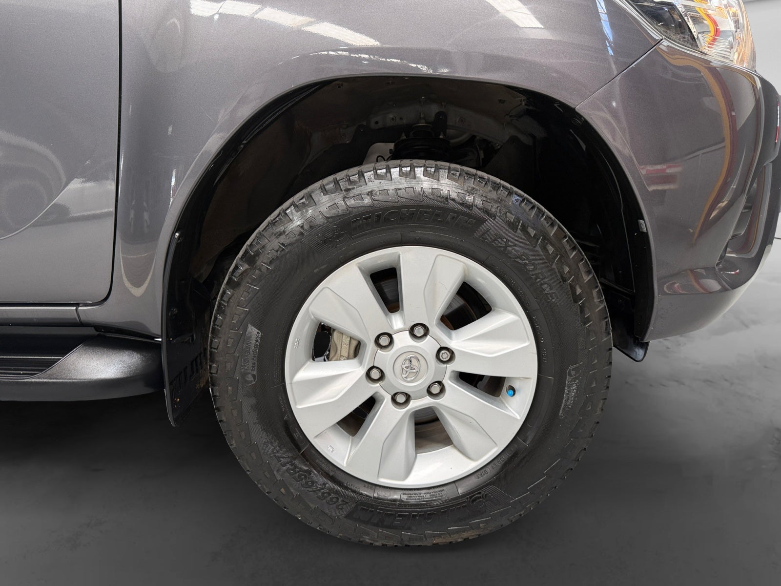 2019 Toyota HILUX 4X2 DOBLE CABINA SR