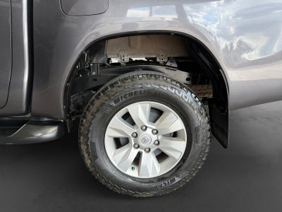 2019 Toyota HILUX 4X2 DOBLE CABINA SR