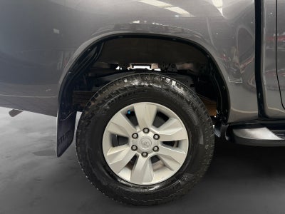 2019 Toyota HILUX 4X2 DOBLE CABINA SR