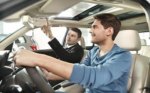 Schedule a test drive at Nissan Acámbaro in Acámbaro, Guanajuato, México.